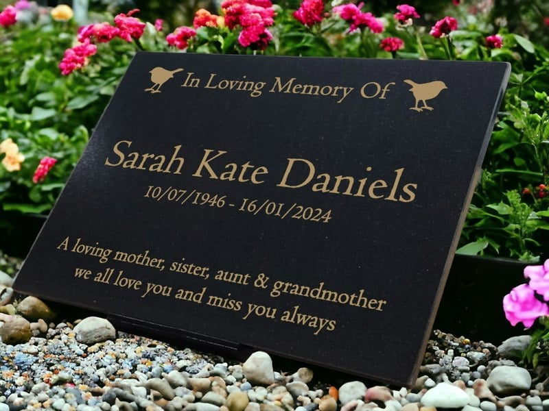 Memorials Direct Granite Memorial Plaque, Robin, Personalised, Stand Included