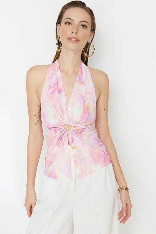 WOVCOR Printed Knitted Blouse with Cut-Out Detail and Accessories