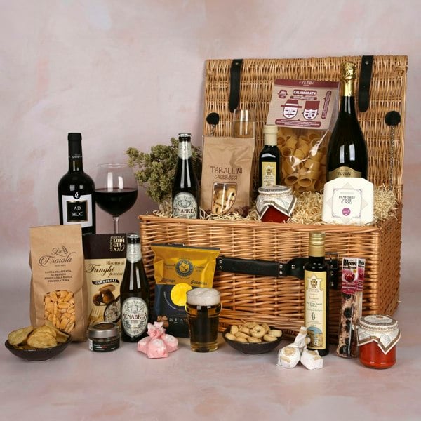 Gusti Italiani -Tastes of Italy Hamper Basket
