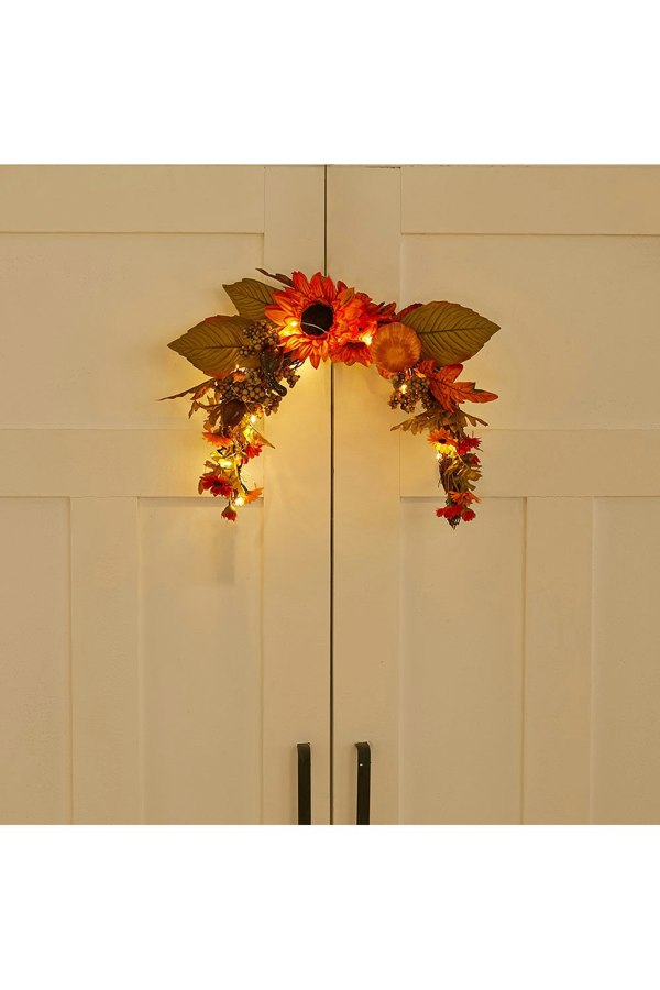 Living and Home Artificial Sunflower Swag Wreath with Pumpkins Halloween Hanging Decoration with Light