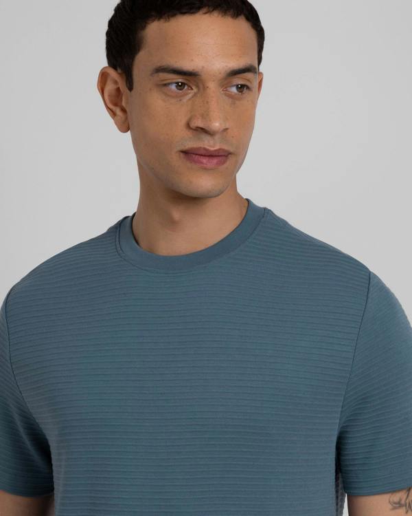 Steel & Jelly Windus - Horizontal Striped Rib Texture T-Shirt