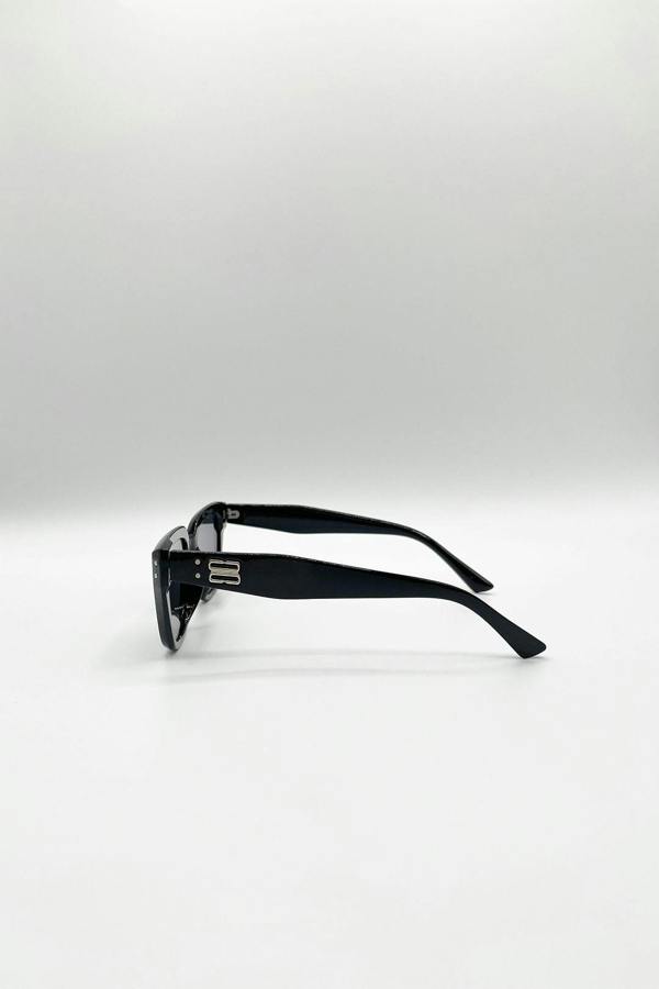 SVNX Classic Square Cat Eye Sunglasses In Black