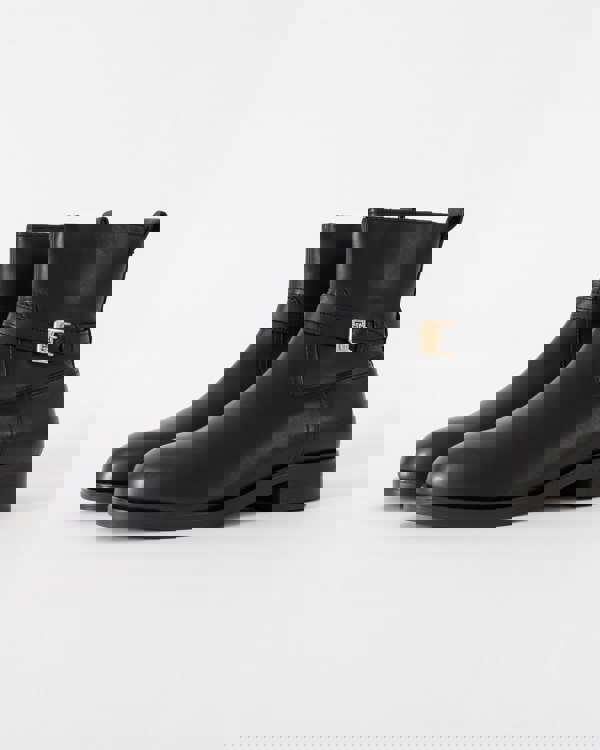 Tommy Hilfiger TH Buckle Womens Riding Leather Booties in Black