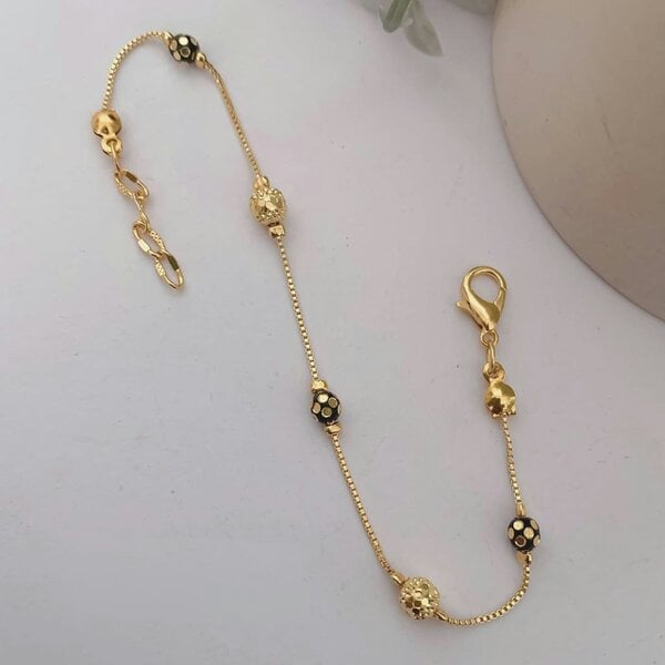 The Colourful Aura Black Golden Ball Slim Thread Minimal Bracelet