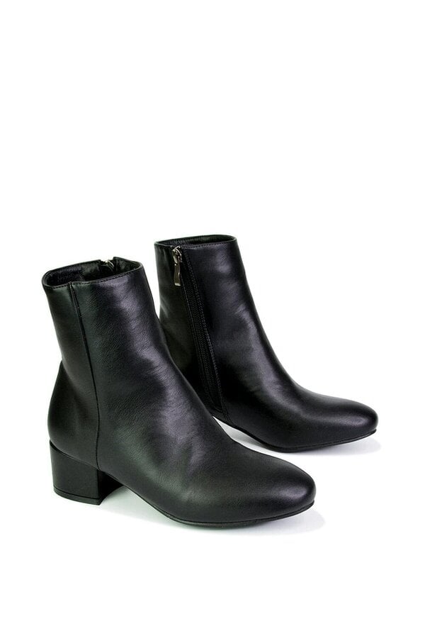 XY LONDON Mid Block Heel Ankle Boots With Inside Zip