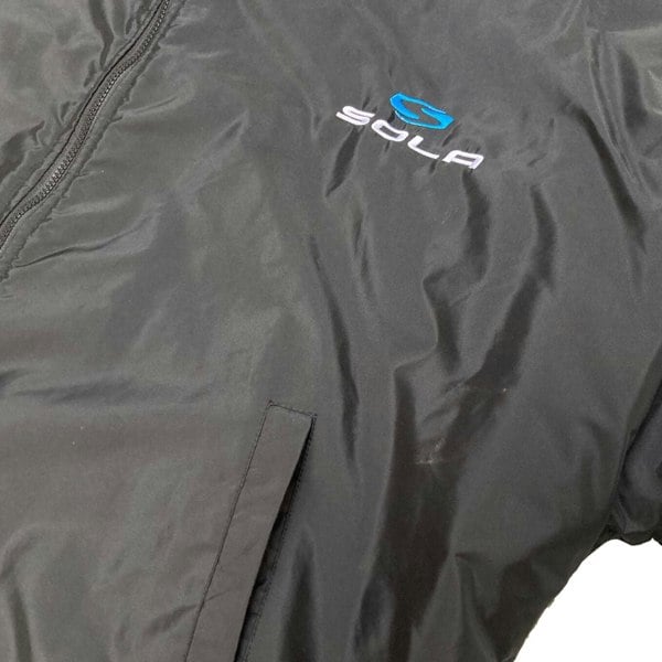 Sola Adult Waterproof Changing Robe - Black/Blue