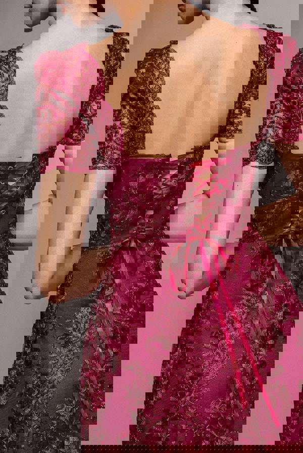 Scallop Edge Corset Back Structured Lace Mini Dress - Burgundy DR4966