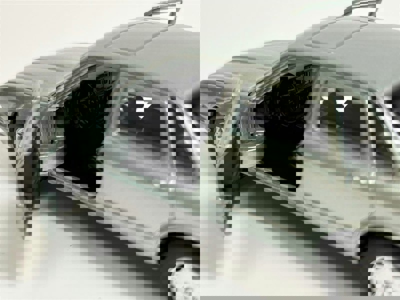Tayumo Jaguar XJ6 LHD Seafrost 1:36 Scale - 36100021