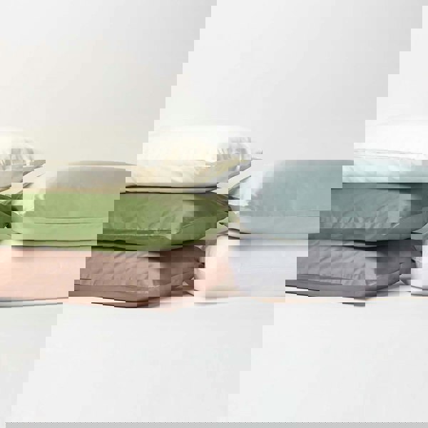 HOMESCAPES Organic 400 TC Egyptian Cotton Sateen Fitted Sheet – 30 cm Deep