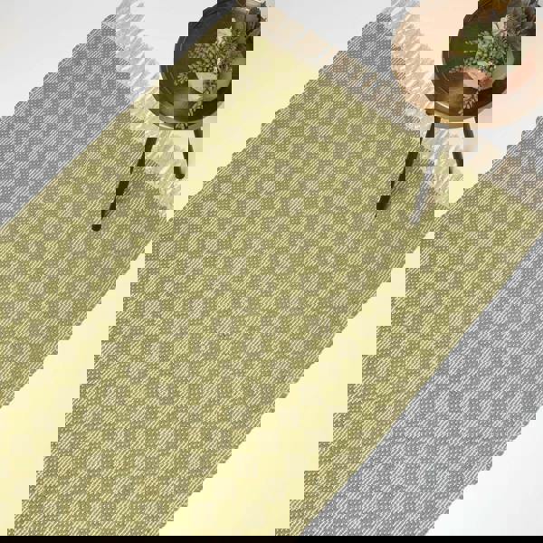 HOMESCAPES Lima Handwoven Green Cotton Textured Rug