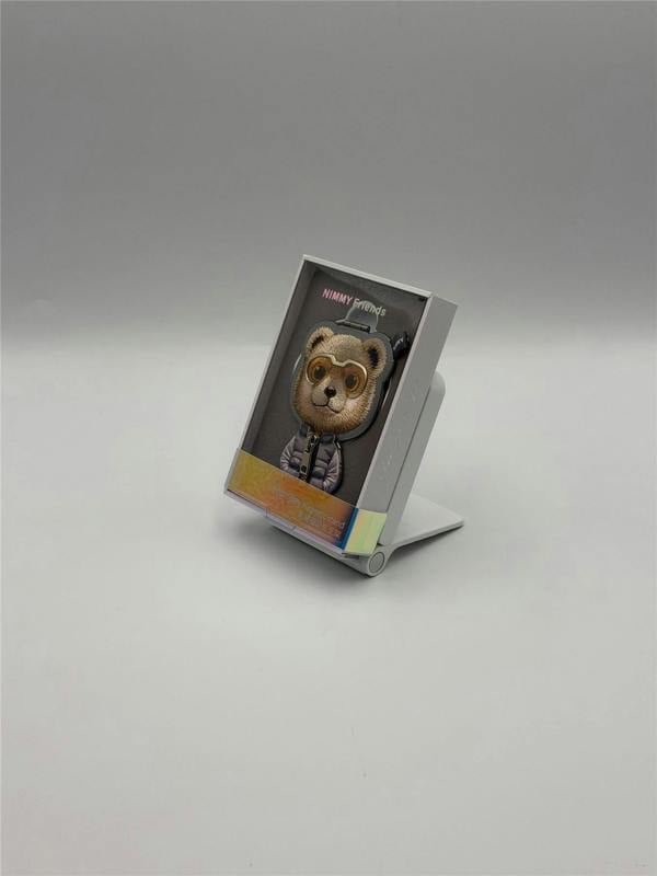 Nimmy Friends Nimmy Cool & Cute 2.0 Grey Bear Embroidery Magnetic Stand with MagSafe Grey - N-KM-BSZJ-11-A
