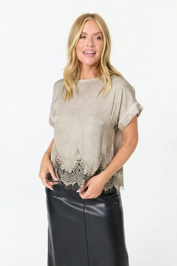 Taupe | Lace Trim Relaxed Cap Sleeve Top