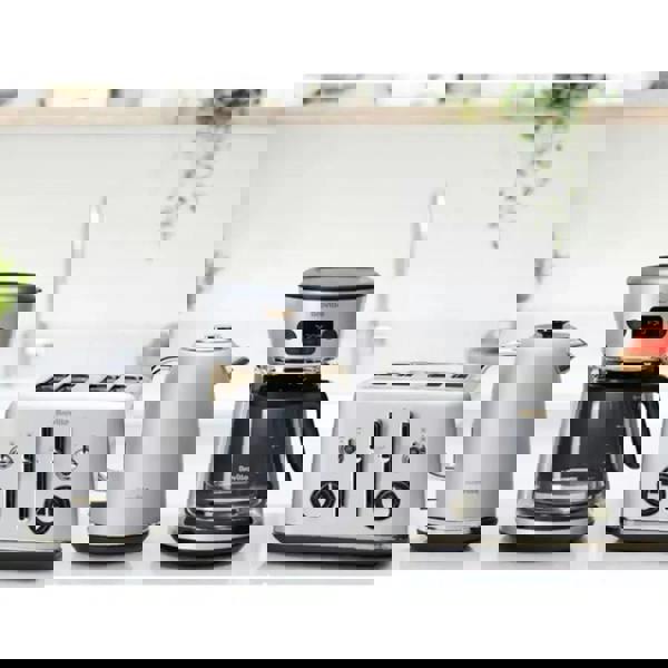 Breville Mostra VKT139 1.7L Jug Kettle 3000W  Silver and Gold