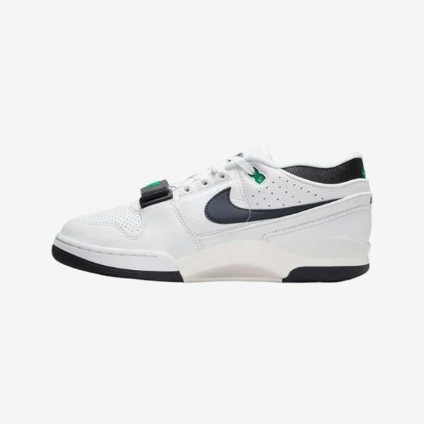 Nike DZ4627-001 Sneakers   in  White