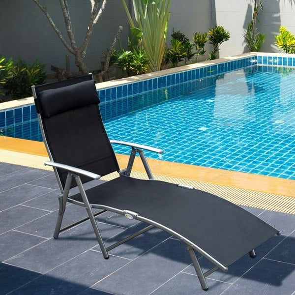 Outdoor Lounge Chair