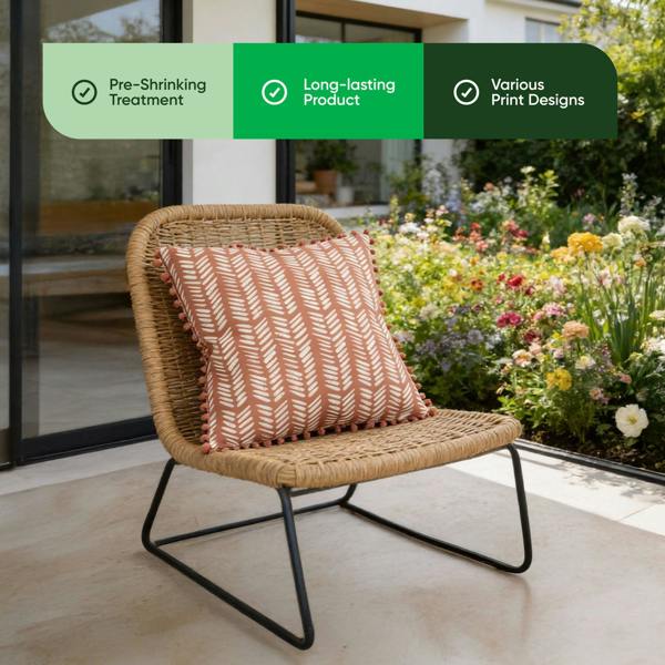 Gardenwize Pair of Outdoor Scatter Cushions – Terracotta Fern Design