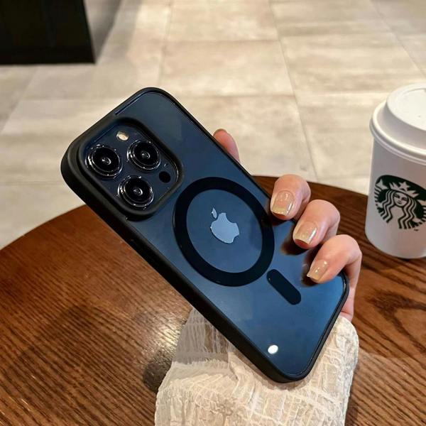 Dyzi Magnetic Clear Case For iPhone 16 Pro Max Black