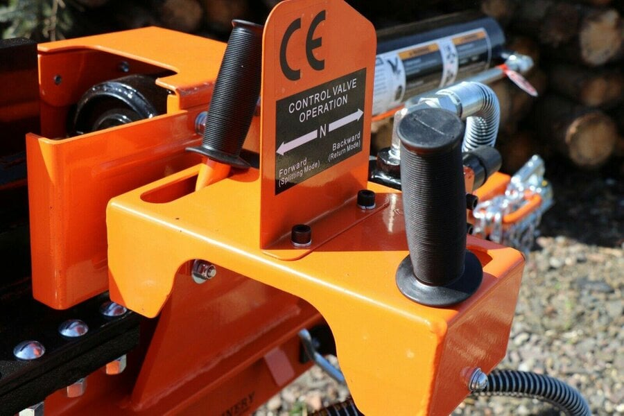 Rock Machinery 22ton Venom Log Splitter With Table