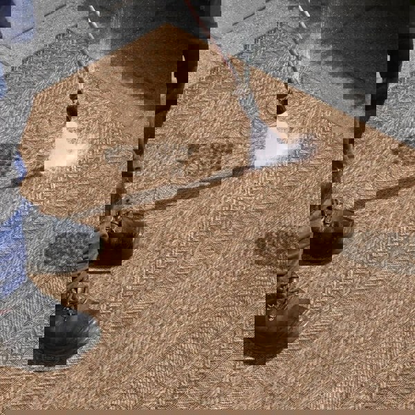 The Rugs Indoor Outdoor Granado Rug – Stylish Chevron Design