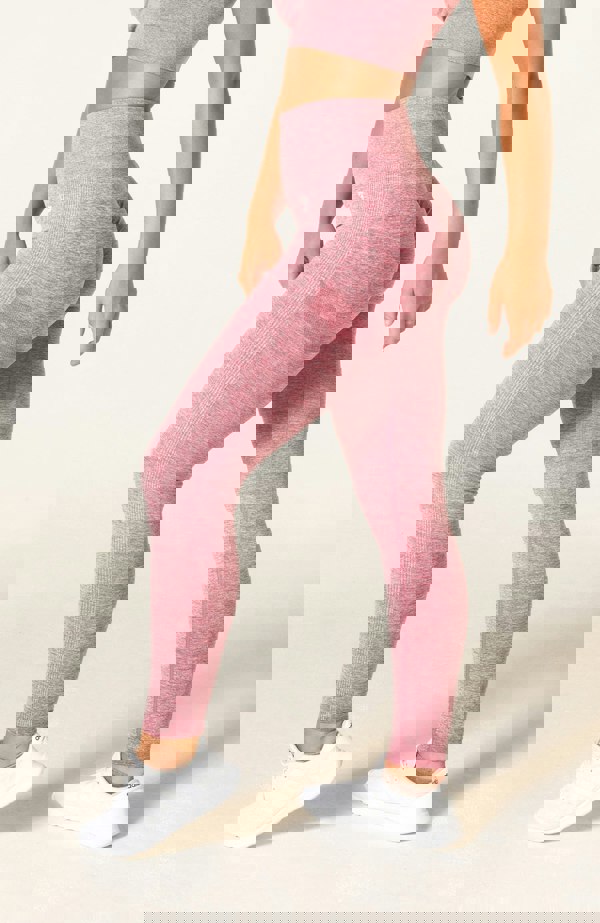 V3 Apparel Women's Define seamless scrunch bum shaping high waisted leggings in pink marl – Squat proof sports tights for Gym workouts training, Running, yoga, bodybuilding and bikini fitness.