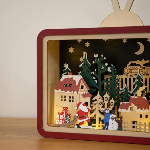 Samuel Alexander 18cm Light Up Wooden Vintage TV Christmas Village Scene with LEDs