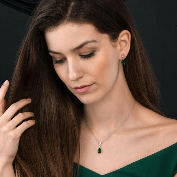 namana 925 Sterling Silver Green Pear Shaped Pendant Necklace