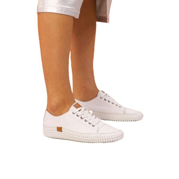 Lunar Womens Truffle II Leather Plimsolls - White