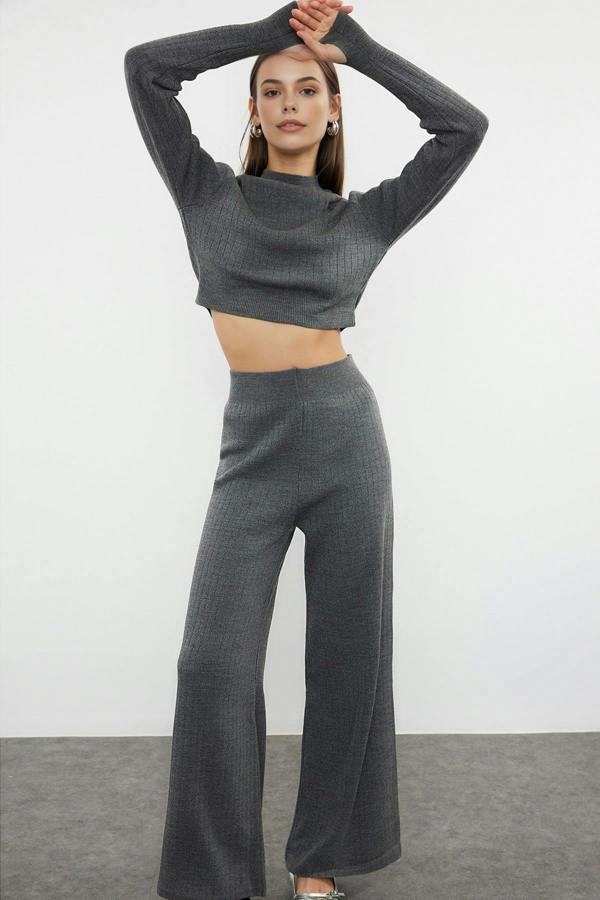 WOVCOR 2-Piece Crop Knit Top & Pants Set with Finger Detail