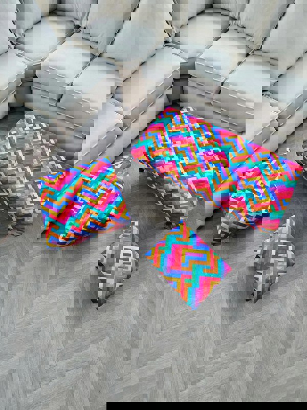 ISTOOLS Small Trem Footrest Pouffe – Handmade Velvet Footstool UK