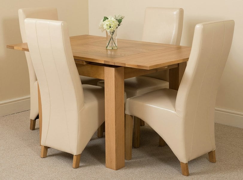 That's Furniture Richmond Small Extending Oak Dining Set with Lola Leather Chairs