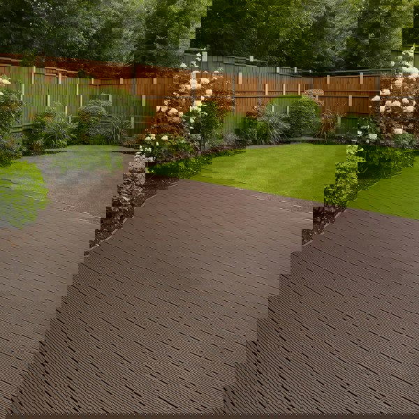 Jardi Composite Decking Boards x 5 – Conker Brown