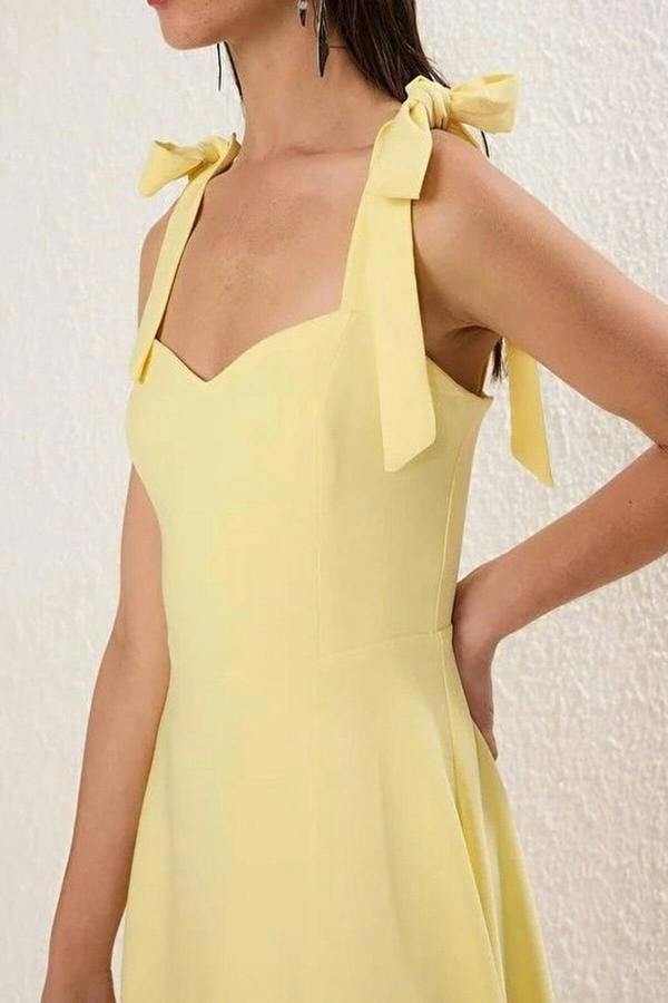 WOVCOR Tie Strap Midi Dress with Sweetheart Neckline