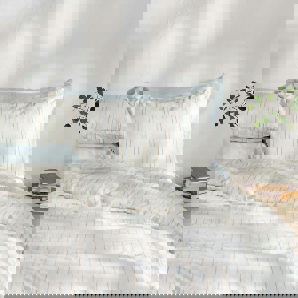 Soak&Sleep White/Blue Pinstripe Linen & Cotton Blend Superking Duvet Set with Superking Oxford Pillowcases