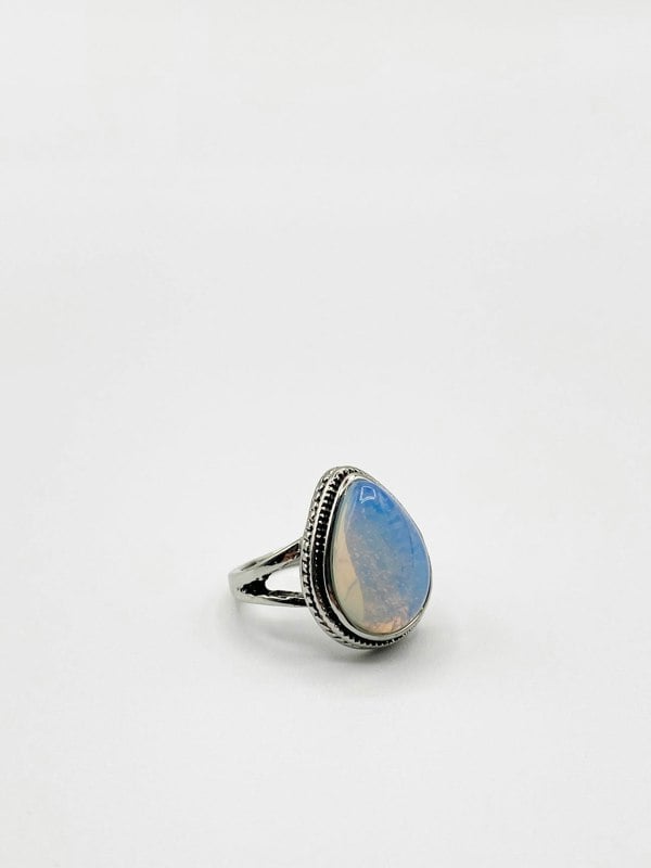 SVNX Iridescent Stone Ring