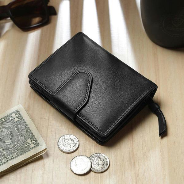 Close up of washed Cancun black leather finish on Paloma purse