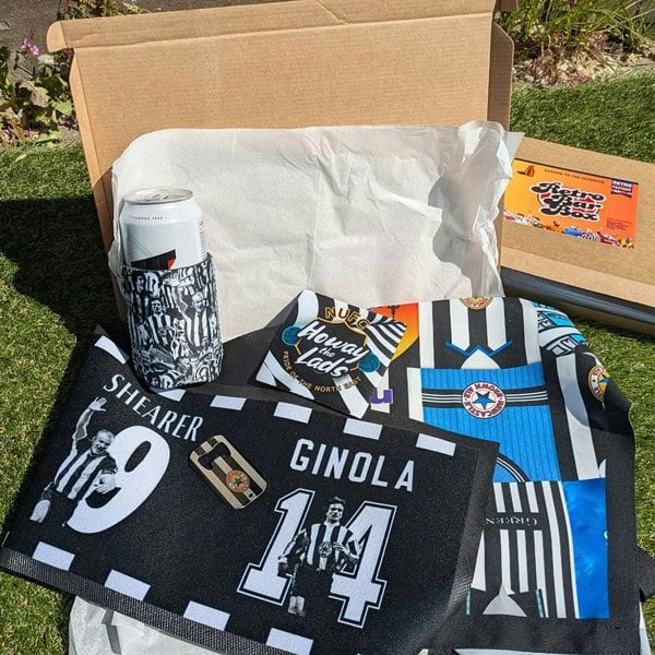 Retro Football Factory Newcastle Football Fan - Retro Bar Box - The Perfect Time Capsule Gift Box for Football Lovers
