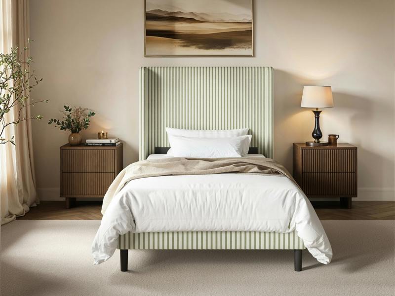 SOLACE+CO Jovanna Bed with Winged Headboard