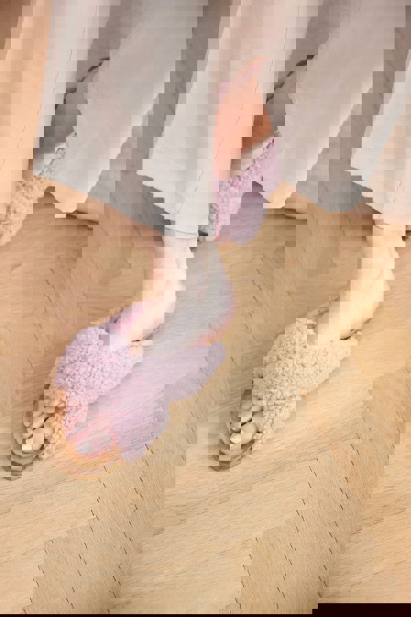 Lilly Cross Slipper Rose Purple