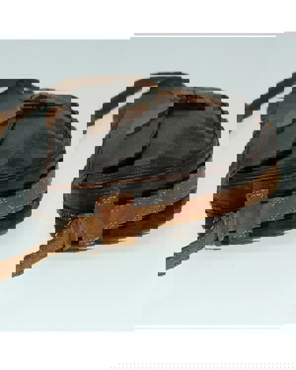 193995584.jpg