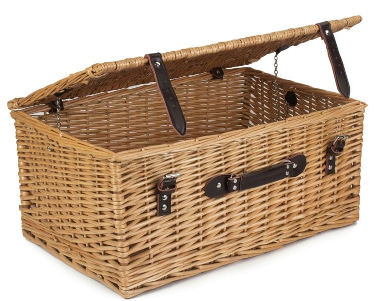 Wicker Picnic Baket with Lining