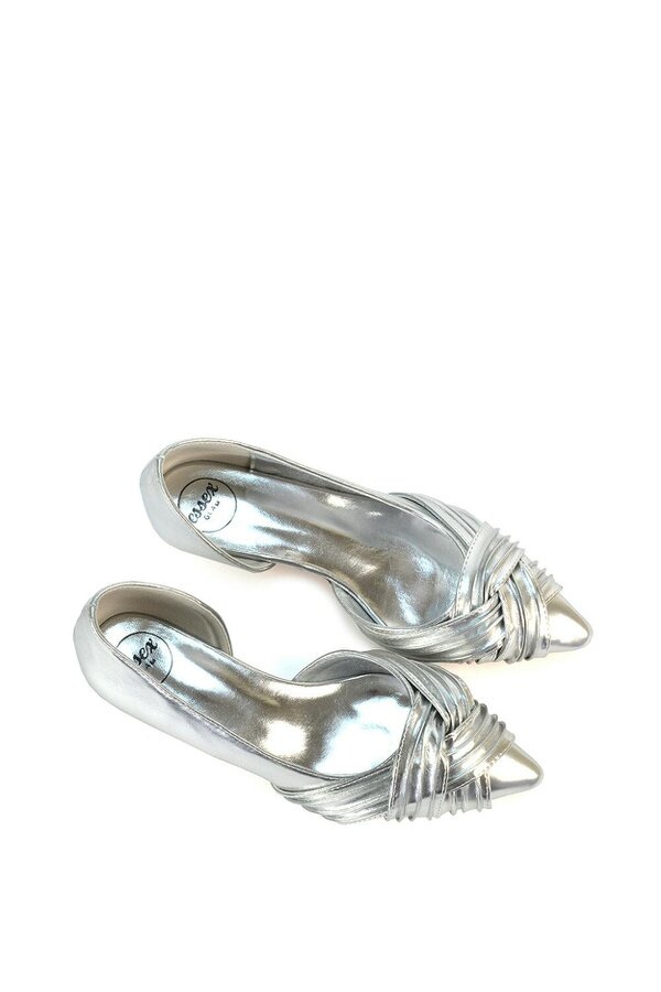 XY LONDON Pointed Toe Kitten Low Heel Classic Bridal Shoe Pumps