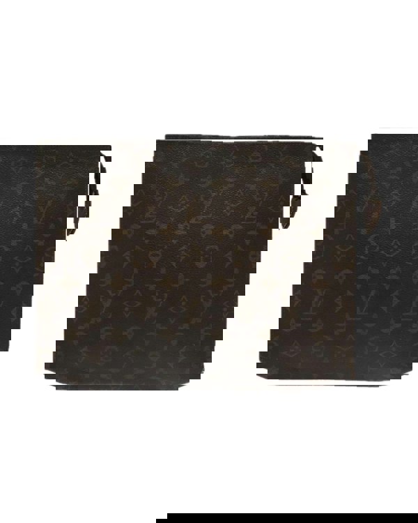 221867945.jpg