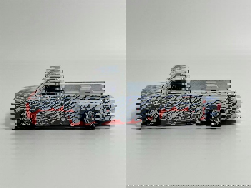 Mini GT Chevrolet Silverado Dually On Fire V2 1:64 Scale Kaido House Mini GT KHMG157