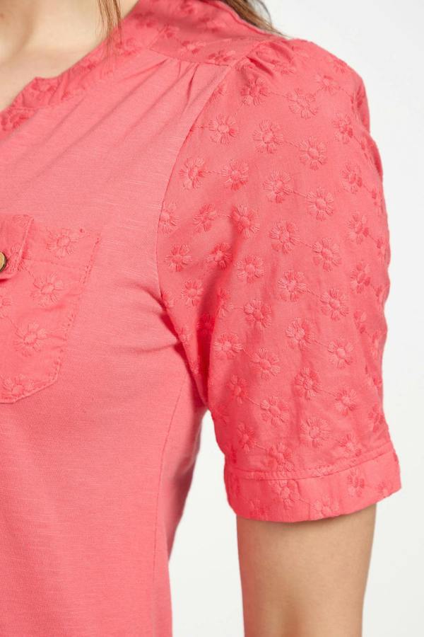 Mudflower V-Neck Button-Up Floral Embroidery Top