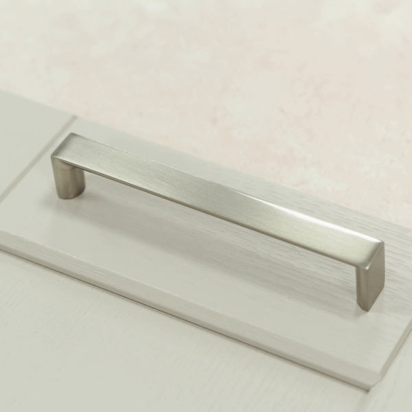 Handle & Home 160mm Brushed Nickel Square D Handle
