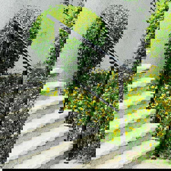 Gr8 Garden Outdoor Adjustable Black Steel Handrail 1-4 Steps Garden Stairs Safety Grab Rail