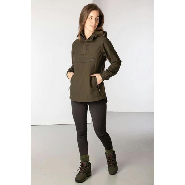 Model wearing the Olive Rydale Ladies Danby Shooting Smock from the front