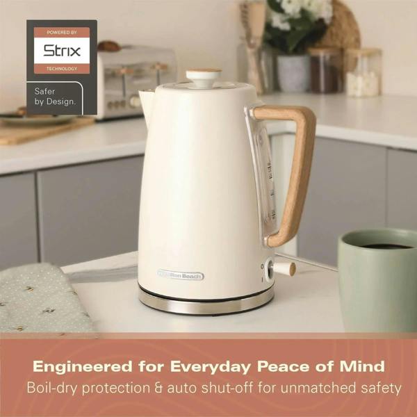 Hamilton Beach Scandi 1.7L Kettle - Matte Cream with Wood Effect