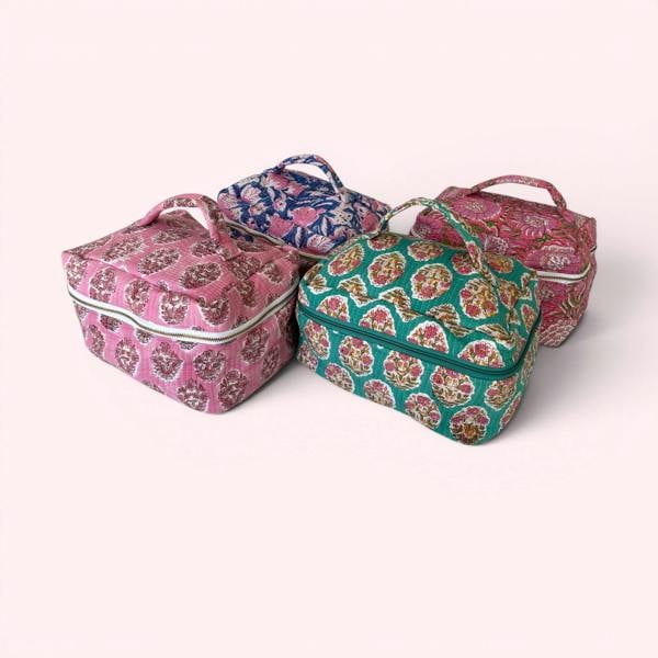 Hayley & Co Vanity Bag - Quilted Cotton Toiletry Bag in Pink Garden Floral Block Print