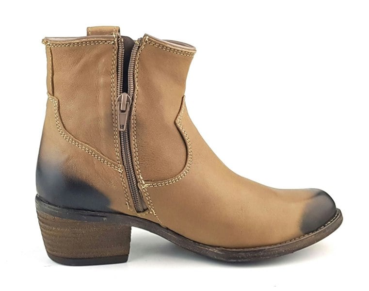 Wrangler Carson Ring Leather Ladies Chelsea Ankle Zip Boots